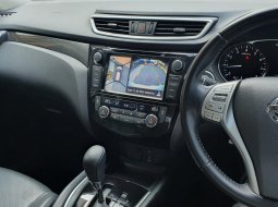 Nissan X-Trail 2.5 CVT 2016 putih pajak panjang siap pakai cash kredit proses bisa dibantu 6