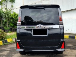 Toyota Voxy 2.0 A/T 2019 hitam km 33 rban sunroof cash kredit proses bisa dibantu 9