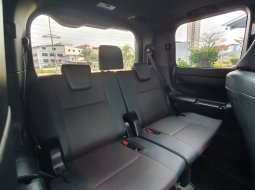 Toyota Voxy 2.0 A/T 2018 hitam km50rban sunroof cash kredit proses bisa dibantu 7