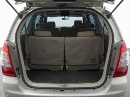 Toyota Kijang Innova V A/T Gasoline 2014 11