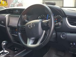 Toyota Fortuner 2.7 SRZ AT 2017 Tangan Pertama Kondisi Istimewa 5