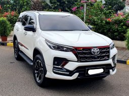 Toyota Fortuner 2.4 TRD AT 2021 putih km29rban record dp150jt cash kredit proses bisa dibantu