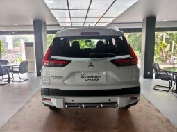 Mitsubishi Xpander Cross NewPremium Package CVT 2023 10