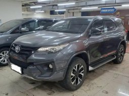 Fortuner TRD Turbo Diesel (400N.m) Disc Brake Blk Km 57rb Plat GANJIL Pjk OKT 2024 KREDIT TDP 66 jt
