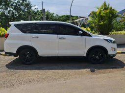 Promo Murah Bandung Toyota Kijang Innova V A/T Diesel 2019 Putih 4
