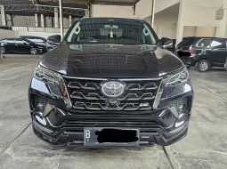 Toyota Fortuner VRZ GR 2.4 Diesel AT ( Matic ) 2021 Hitam Km 25rban Siap Pakai