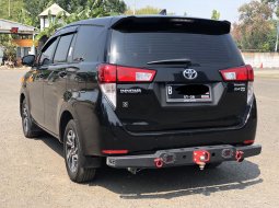 Toyota Kijang Innova V 2021 Hitam 5