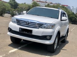 Toyota Fortuner G Bensin at 2012 Putih