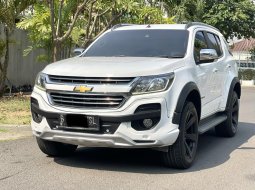 Chevrolet Trailblazer LTZ 2018 SUV LANGKA SIAP PAKAI 2
