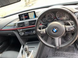 BMW 3 Series 320i 2016 Putih 7