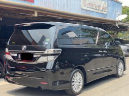 Toyota Vellfire ZG 2013 Hitam 3