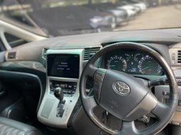 Toyota Vellfire ZG 2013 Hitam 7