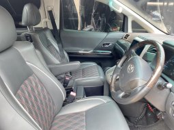 Toyota Vellfire ZG 2013 Hitam 9