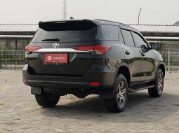 Toyota Fortuner 2.4 G AT 2019 5