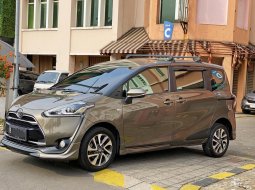 Toyota Sienta Q CVT 2016 dp 0 bs tt motor