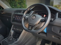 Volkswagen Tiguan 1.4L TSI 2020 allspace hitam km22rb tangan pertama cash kredit proses bisa dibantu 9