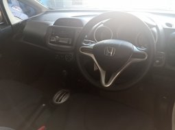 Honda Jazz S 2013 Putih 4