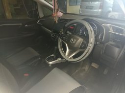 Honda Jazz RS CVT 2016 Putih 3