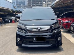 Toyota Vellfire ZG 2013 Hitam