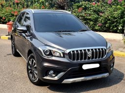 Km4rb Suzuki SX4 S-Cross New  A/T 2022 matic abu tgn pertama cash kredit proses bisa dibantu