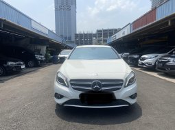 Mercedes-Benz A-Class A 200 2013 Putih