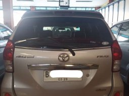 Toyota Avanza Veloz 2013 5