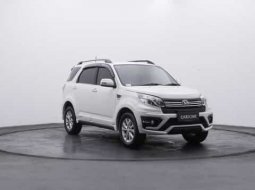 Daihatsu Terios R ADVENTURE  2017 Putih Mobil Bekas Berkualitas Dan Angsuran Ringan