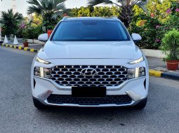 Hyundai Santafe Santa fe Prime 2.5 Gasoline Bensin At Panoramic 2021 White On Black