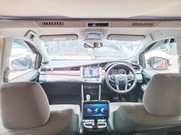 Toyota Kijang Innova 2.4V 2022 Hitam 8