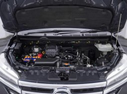 Daihatsu Terios R 2019 SUV 12