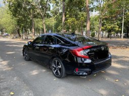 Honda Civic 1.5L sedan Turbo 2017 6