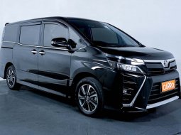 JUAL Toyota Voxy 2.0 AT 2018 Hitam