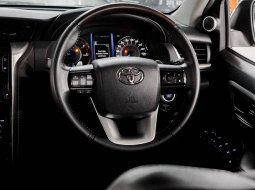 Toyota Fortuner 2.4 VRZ AT 2020 Hitam 13