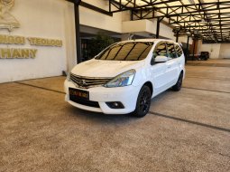 Nissan Grand Livina XV 2017 Putih matic 1