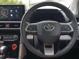 Toyota Veloz Q 2022 matic hitam km 12 rb cash kredit proses bisa dibantu 15