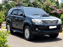 Toyota Fortuner G 2013 hitam diesel dp50jt cash kredit proses bisa dibantu 1