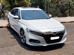 Honda Accord 1.5L 2022 turbo putih record tangan pertama cash kredit proses bisa dibantu