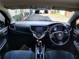 TDP (15JT) Suzuki Baleno Hatchback AT 2019 Abu-abu  6