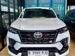 Toyota Fortuner 4x4 2.8 GR Sport Diesel Matic Kondisi Sangar Terawat Istimewa