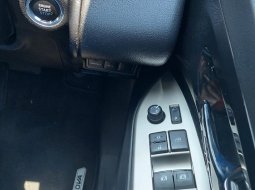 Toyota Venturer 2.4 AT Diesel 2020 15