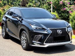 Lexus NX200T Sport 4x2 AT 2014 Hitam