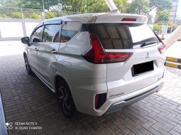 TDP (20JT) Mitsubishi Xpander Ultimate AT 2022 Putih  2