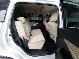 TDP (20JT) Mitsubishi Xpander Ultimate AT 2022 Putih  5