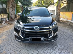 Toyota Venturer 2.0 A/T BSN 2018 MPV hitam