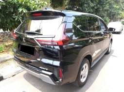 TDP (10JT) Mitsubishi Xpander Sport 1.5 4x2 AT 2022 Hitam 2