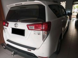 TDP (25JT) Toyota Innova 2.0 V AT 2019 Putih 2