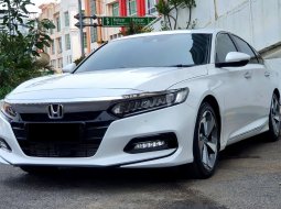 Honda Accord 1.5L 2022 putih turbo sensing km 19 rban cash kredit proses bisa dibantu 3