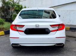 Honda Accord 1.5L 2022 putih turbo sensing km 19 rban cash kredit proses bisa dibantu 7