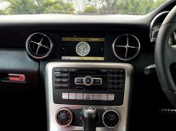 Mercedes-Benz SLK 200 2011 hitam km43rban cash kredit proses bisa dibantu 13