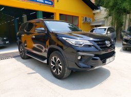 Toyota Fortuner 2.4 TRD AT 2017 3